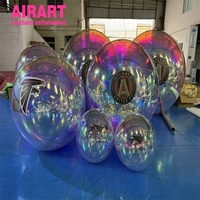 Boule miroir holographique gonflable colorée, sphère réfléchissante brillante hermétique avec logo personnalisé pour spectacle de carnaval et de festival