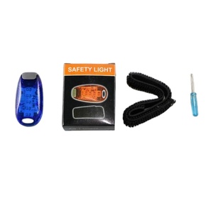 Luz de Seguridad LED para Regalo Promocional - Mayor Visibilidad para Corredores, Trotantes, Ciclistas, Niños y Mascotas - Se Puede Fijar con Clip o Correa en Cualquier Lugar - Product Image 4