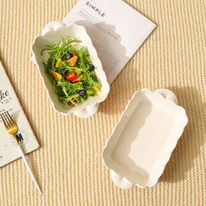 Envío gratis: Plato creativo de cerámica con relieve de fresa para ensalada de verduras y frutas, bandeja de horno de cerámica de alto valor para uso doméstico, adecuada. - Product Image 2