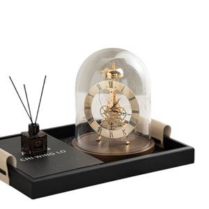 Craftsman stile italiano luce orologio meccanico di lusso copertura in vetro trasparente ornamento inciso tavolo di ispirazione romana - Product Image 4