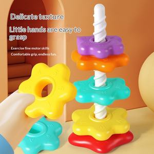 Anello Musicale Girevole Arcobaleno in Plastica per Bambini, Giocattolo Educativo per 0-24 Mesi - Product Image 1
