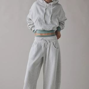 Conjunto Deportivo Personalizado con Logotipo OEM para Mujer, Conjuntos Deportivos de Invierno al por Mayor, Ropa Deportiva para Entrenamiento y Jogging - Product Image 1