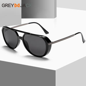 Gafas de Sol de Aviador Greyjack para Hombre, Montura Negra de TR Metálico, Lentes TAC Polarizadas con Protección UV400 Tipo 3, Estilo Playa y Conducción - Product Image 1