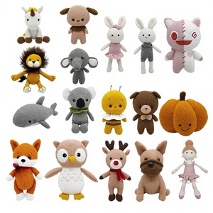 Vente en gros, faible MOQ, édition de Noël unique, animaux en crochet amigurumi, jouets en peluche faits à la main pour bébés, tout-petits et enfants. - Product Image 1