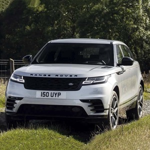 Range <span class=keywords><strong>Rover</strong></span> <span class=keywords><strong>Velar</strong></span> <span class=keywords><strong>2024</strong></span> Dynamic HSE 2,0 T 250hp L4 Coches de gasolina Montados en la parte delantera Tracción en las cuatro ruedas SUV de tamaño mediano de 8 velocidades en coches usados - Product Image 3