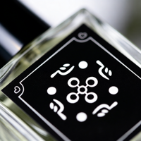 Parfum Oud de Luxe 2026 « Chemin de la Prospérité » – Sillage Longue Durée, Senteur du Succès pour Entrepreneurs – Marque Blanche, Vente en Gros, 30ml EDP, Fabriqué en Chine