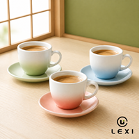 Ensemble tasse et soucoupe en porcelaine dégradé ombré blanc, bleu sauge, rose poudré – Moderne, durable, pour le thé de l'après-midi, décoration maison et cuisine, vente en gros