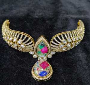 Collier Moissanite Kundan combinaison costume couleur assortie collier de mariage avec boucles d'oreilles - Product Image 3