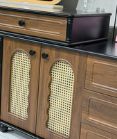 Ensemble de coiffeuse avec miroir rond, portes en rotin, trois tiroirs de rangement, pieds en forme de boule pour chambre à coucher, maison et salon de beauté