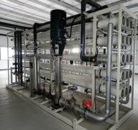 Système de traitement d'eau par osmose inverse (RO) entièrement automatique 60000L/H avec réservoir sous pression, pompe à moteur et roulement – Garantie 1 an pour usage domestique