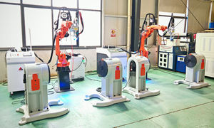 آلة لحام بالليزر صناعية مع نظام تتبع الدرزات وبرمجة أوتوماتيكية، روبوت لحام سداسي المحاور للفولاذ الكربوني - Product Image 2