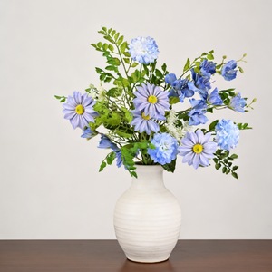 Bouquet de fleurs artificielles bleu clair, chrysanthème, hortensia, décoration de mariage, décoration de la maison, tissu en soie PVC, bouquet fait main - Product Image 3