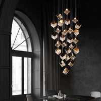 Art Design Personnalisé Cuivre Doré LED Géométrique Cristal Décoratif Suspension Lustre Carré à Glaçons