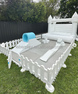 Manège d'extérieur pour enfants tout blanc, jeu de montée et descente en trois étapes - Product Image 3