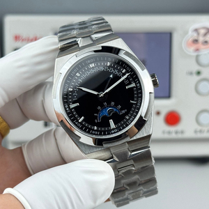 Reloj Premium para Uso Diario, Totalmente en Acero Inoxidable, con Brazalete Integrado, Esfera Negra y Fase Lunar - Product Image 1