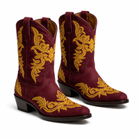 Bottes de cowboy vert olive pour femmes en gros, avec broderie jaune vif, bout pointu et talons carrés, chaussures western pour détaillants de boutiques