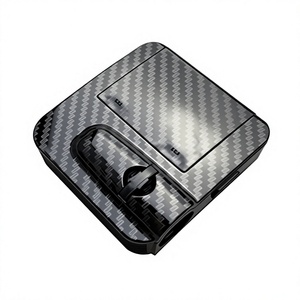 Lampe de bienvenue LED effet fibre de carbone pour portière de voiture, lumière blanche froide 4,5 V pour modernisation et amélioration - Product Image 3