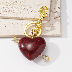 Llavero con Colgante de Corazón Rojo de la Serie Dulce y Linda, de Moda, Accesorio para Bolso, Regalo para Niña, Joyería al por Mayor, Venta Caliente 2026 - Product Image 3