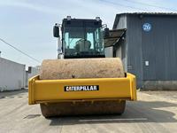 Compacteur routier modèle 2021, Caterpillar CS683 CS583 d'occasion à vendre