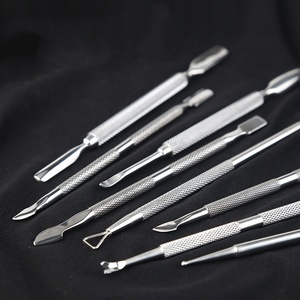 Outil de nail art multifonctionnel à double tête en acier inoxydable pour enlever les peaux mortes et enlever le gel de vernis à ongles - Product Image 3