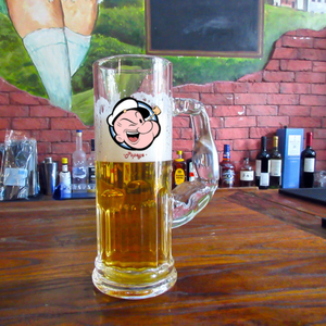 Einzigartiger, kreativer, moderner Bierkrug aus Glas im deutschen Muskel-Design, 550 ml, langlebig, umweltfreundlich, spülmaschinenfest, mit Henkel für - Product Image 5
