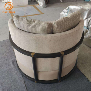 Poltrona in Velluto Confortevole Stile Francese Italiano, Sedia di <span class=keywords><strong>Design</strong></span> di Lusso per <span class=keywords><strong>Soggiorno</strong></span>, Camera da Letto, Ufficio e Relax - Product Image 3