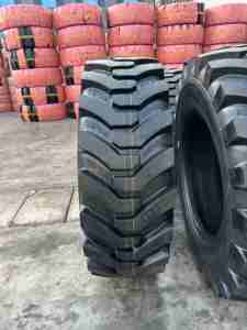 Pneus de tracteur industriels 16.9-24 16.9-28 12pr Tl R-4 pour pelle rétrocaveuse et autres utilisations - Product Image 2