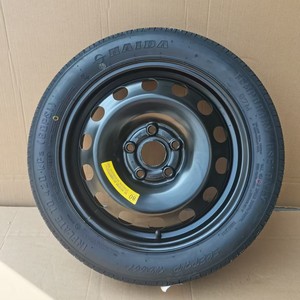 Pour Emgrand 4ème génération, jante en acier 15 * 6 <span class=keywords><strong>pouces</strong></span>, petit pneu <span class=keywords><strong>de</strong></span> <span class=keywords><strong>secours</strong></span> <span class=keywords><strong>de</strong></span> <span class=keywords><strong>16</strong></span> <span class=keywords><strong>pouces</strong></span> avec outil <span class=keywords><strong>de</strong></span> changement <span class=keywords><strong>de</strong></span> pneu, pneu <span class=keywords><strong>de</strong></span> <span class=keywords><strong>secours</strong></span> d'urgence - Product Image 3