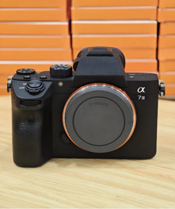 กล้องดิจิตอลมือสอง Sony Alpha 7 III A7M3 ฟูลเฟรม มิเรอร์เลส บอดี้ 24.3MP ป้องกันภาพสั่นไหว WiFi วิดีโอ ขายส่ง ชิ้นเดียว A7M3 - Product Image 2