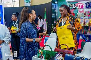 Medium Kwuburi 10-15 Years Women's Eco-Friendly Dashiki Fiber Leather Logo Turnlock Magnet Pin Label <b>Rivet</b> Zip Head <b>Rivet</b> Zip - Product Image 6