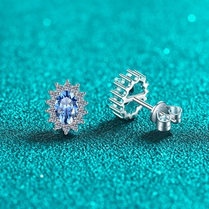 Pendientes Femeninos de Plata de Ley S925 para Regalo del Día de San Valentín, Pendientes de Diamantes Mosan Azul Real de 50 Centavos con un Nuevo Diseño - Product Image 4