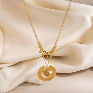 Collar de doble capa de acero inoxidable con colgante de estrella, cadena para clavícula de color dorado para mujer, joyería de moda. - Product Image 4