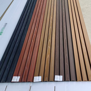 Panneaux muraux imperméables en WPC pour la décoration extérieure <span class=keywords><strong>de</strong></span> la <span class=keywords><strong>maison</strong></span> Revêtement composite durable pour les applications murales extérieures - Product Image 3