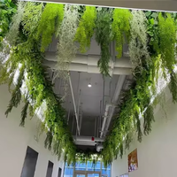 Décoration de plafond végétal simulé, aménagement paysager floral et végétal suspendu pour bars et restaurants