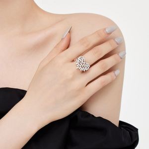 Anillos de Plata de Ley 925 con Baño de Rodio y Circonita Cúbica 5A en Forma de Corazón para Mujer, Venta al Por Mayor de Dylam Manufacturer - Product Image 4