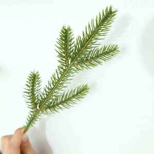 Arbre <span class=keywords><strong>de</strong></span> <span class=keywords><strong>Noël</strong></span> automatique <span class=keywords><strong>de</strong></span> luxe <span class=keywords><strong>pré</strong></span>-éclairé en PE+PVC avec lumières LED, base autoportante, écologique et <span class=keywords><strong>de</strong></span> haute qualité, fabriqué par l'usine Yi Wu - Product Image 5