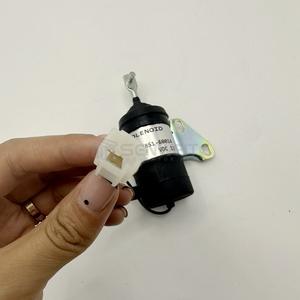 วาล์วโซลินอยด์ Senwitt รุ่น 16851-60014 12 VDC สำหรับตัดน้ำมันเชื้อเพลิงเมื่อปิดเครื่องยนต์ ใช้กับเครื่องจักรขุดเจาะ - Product Image 3