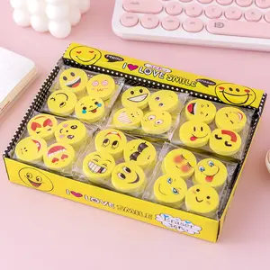 Venta al por mayor del fabricante 4 unids/set lindo amarillo sonriente cara de dibujos animados de goma recompensas para niños de kinder regalo de goma