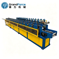 Machine de profilage à grande vitesse pour la fabrication de profilés en C personnalisés pour la pose de panneaux solaires, contrôlée par PLC, pour matériaux de construction complets