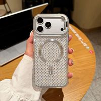 Étui de téléphone portable de luxe scintillant avec diamants, chargement magnétique sans fil, antichoc en TPU, design sportif pour cadre d'appareil photo
