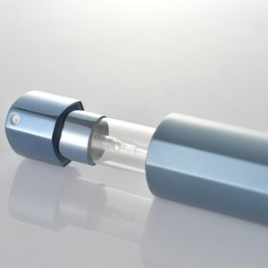 ขวดน้ำหอมอะลูมิเนียมพรีเมียมแบบเติมได้ ขนาด 8 มล. พร้อมกล่องอะลูมิเนียมและขวดแก้ว ดีไซน์เปิดแบบหมุน - Product Image 5