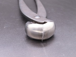 Herramientas de poda de bonsái profesionales japonesas Tanabe con hoja de acero, agarre antideslizante y resistencia al calor - Product Image 4