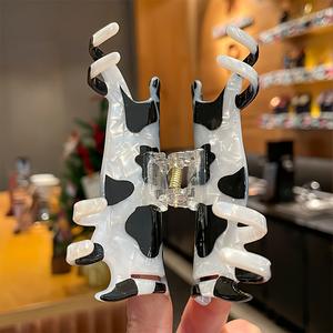 Pinces à cheveux animaux mignons dessin animé douce fille <span class=keywords><strong>vache</strong></span> acrylique pince à cheveux en gros - Product Image 5