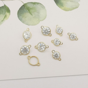 3 Year Wedding Anniversary Gift Ideas That Honor Leather & Modern Love
