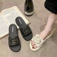 Pantoufles de Plateforme à la Mode Populaires en Gros pour Femmes, Chaussures d'Extérieur, Claquettes Décontractées et Sandales Plates pour Femmes