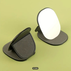Miroir pliant portable, miroir à rouge à lèvres, miroir de voyage ovale en cuir, cadeau de Noël. - Product Image 1