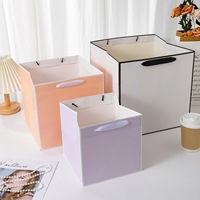 Grands sacs cadeaux carrés en papier pour bouquets de fleurs et emballage de gâteaux