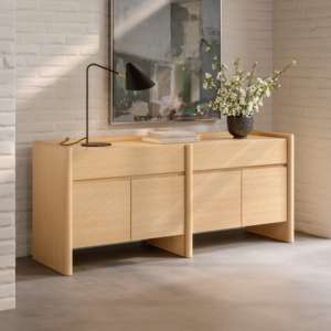 Buffet moderne Japandi en chêne <span class=keywords><strong>naturel</strong></span> avec <span class=keywords><strong>panneaux</strong></span> latéraux arrondis, armoire minimaliste à 4 portes, meuble de salle à manger, armoire de cuisine, table - Product Image 1