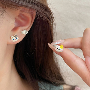 Conjunto de pendientes de gato, diseño de dibujos animados pequeños y lindos, pendientes asimétricos de nicho para mujer, venta al por mayor - Product Image 2
