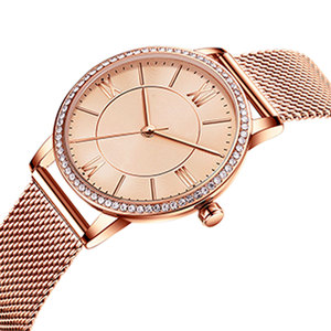 Montre décontractée pour <span class=keywords><strong>femme</strong></span> en acier inoxydable à quartz japonais et bracelet en maille avec cristaux sur la <span class=keywords><strong>lunette</strong></span> - Product Image 1